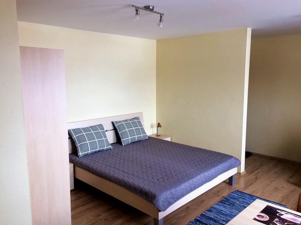 Beska Apartamento Bešeňová Exterior foto