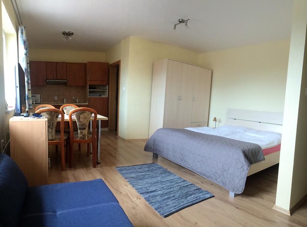 Beska Apartamento Bešeňová Exterior foto